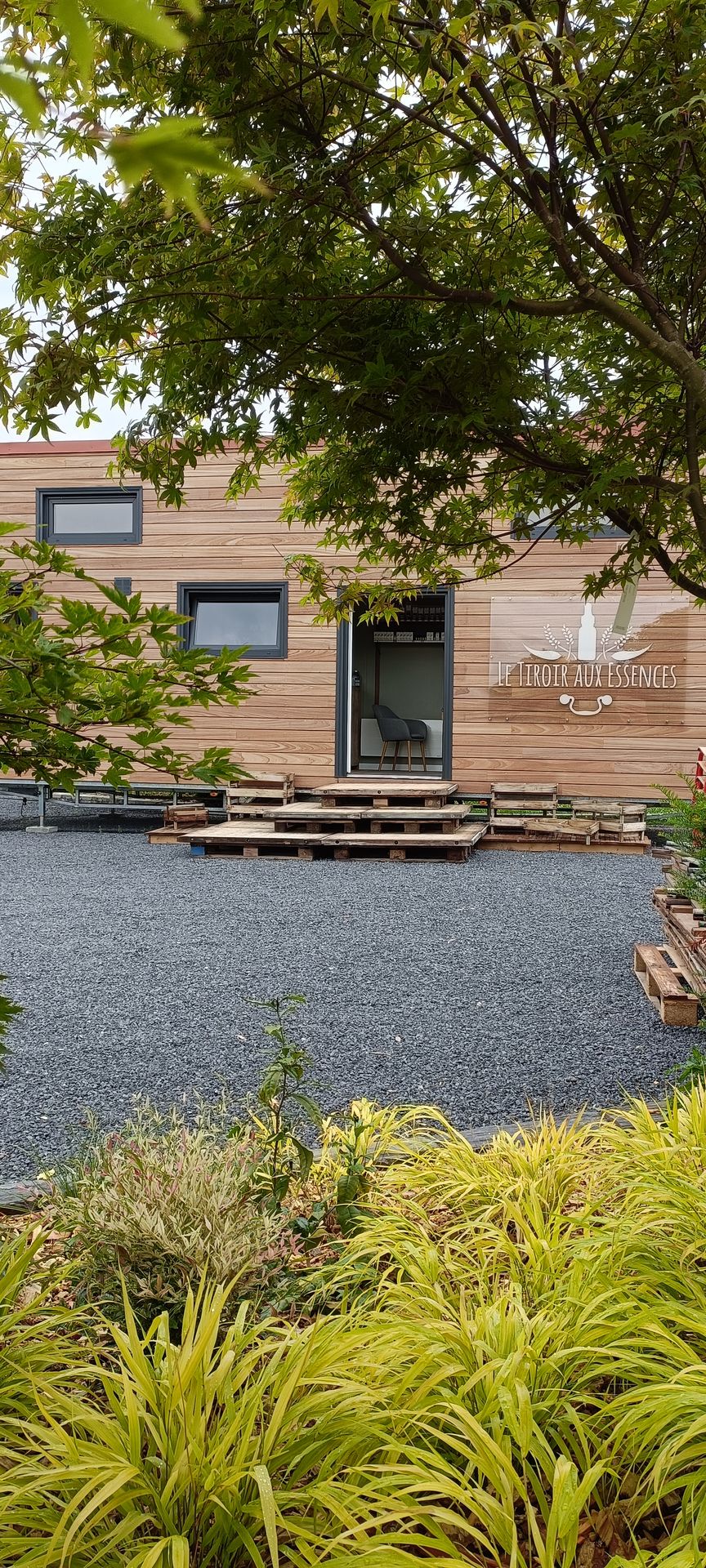 Tiny cabinet boutique tiroir aux essences Tiny cabinet boutique tiroir aux essences